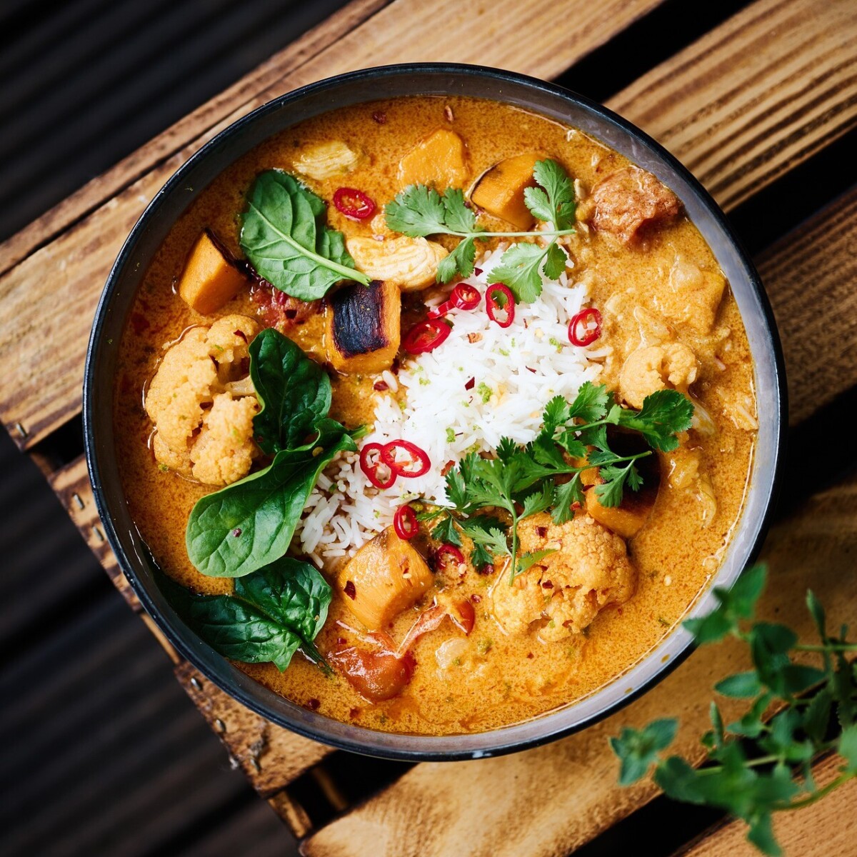 Thai Pumpkin Red Curry: Easy, Healthy, and Customizable Vegan Dish